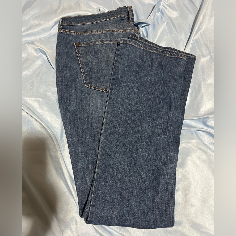 Old navy curvy bootcut jeans